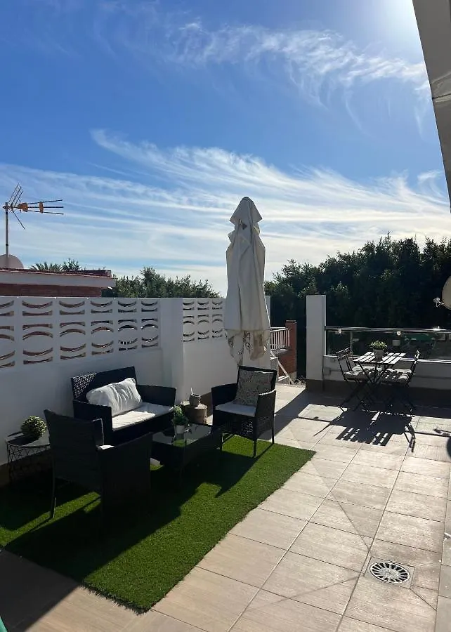 Casa Carmen Ático Primera linea de playa Málaga Apartamento